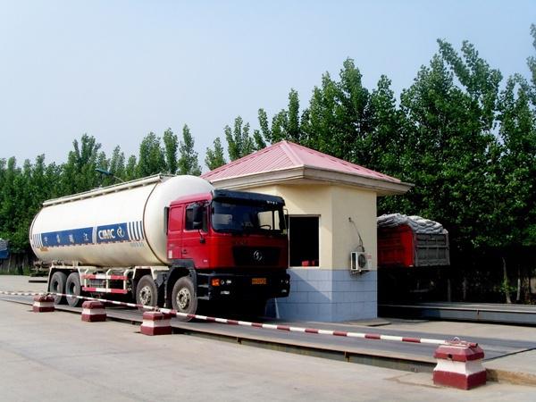 1535076943416205L7mk.jpg 智能物流系統.jpg